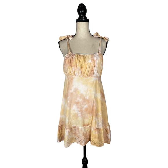 Whiteroom + Cactus Beige/ Cream Tie Dye Shirred Mini Dress Size: L - Picture 3 of 6